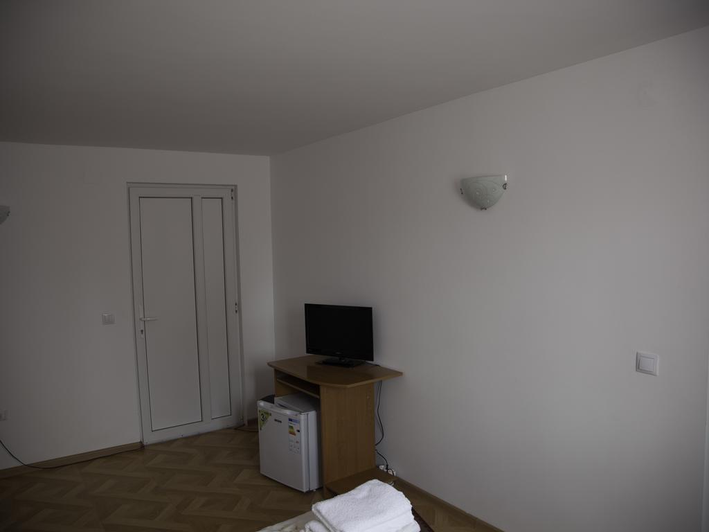Râmnicu Vâlcea Vila Victoria מראה חיצוני תמונה