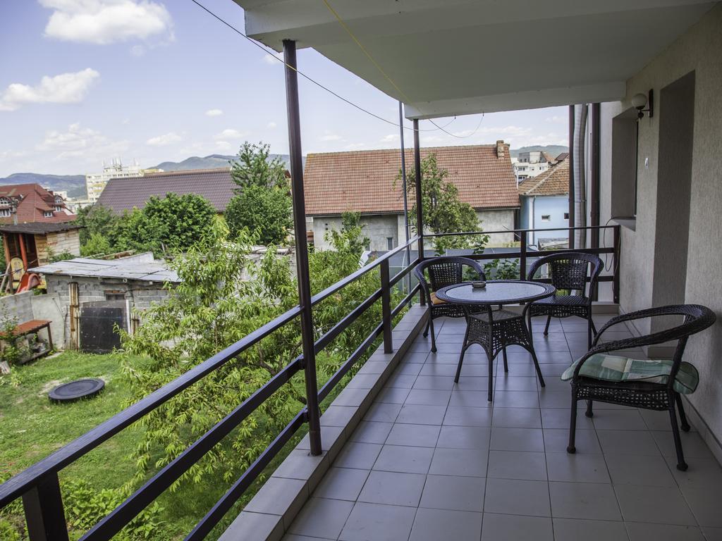Râmnicu Vâlcea Vila Victoria מראה חיצוני תמונה